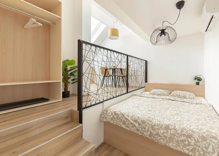 House Pr'spanc 招待所 *